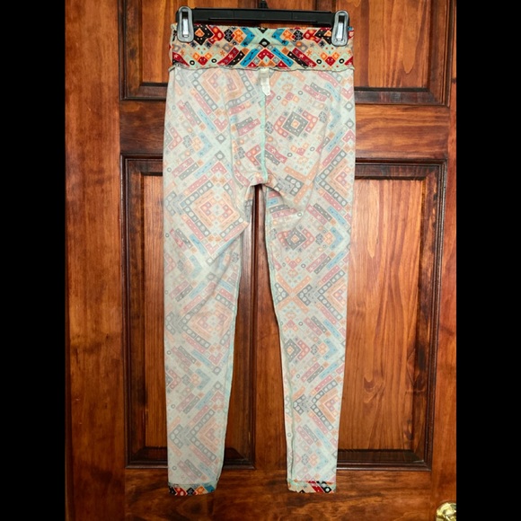 LuLaRoe OS Leggings Nude Beige Constellation Print Geometric Fair Isle Pattern - Picture 6 of 13